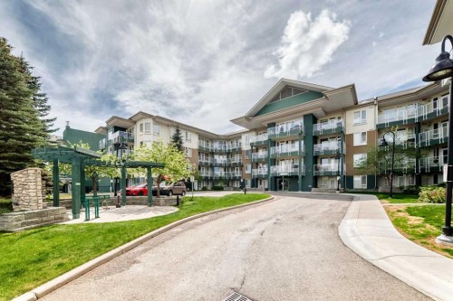 410-3111 34 Avenue Nw, Calgary, AB - Outdoor With Balcony With Facade