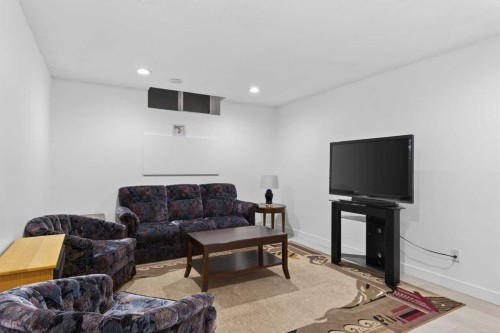 9 Westridge Way, Okotoks, AB - Indoor