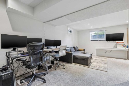 10651 Shillington Crescent Sw, Calgary, AB - Indoor Photo Showing Office