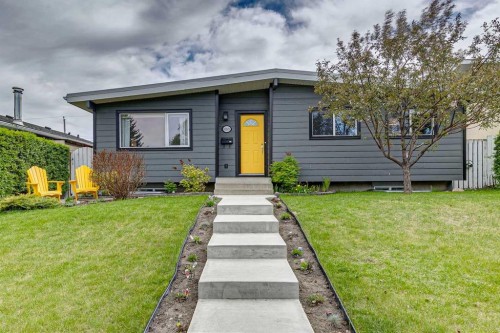 10651 Shillington Crescent Sw, Calgary, AB - Outdoor