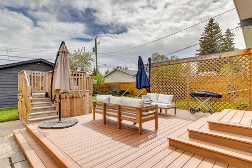10651 Shillington Crescent Sw, Calgary, AB - Outdoor With Deck Patio Veranda