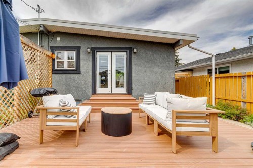 10651 Shillington Crescent Sw, Calgary, AB - Outdoor With Deck Patio Veranda With Exterior