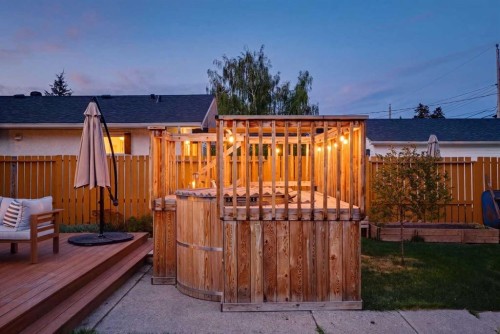 10651 Shillington Crescent Sw, Calgary, AB - Outdoor With Deck Patio Veranda