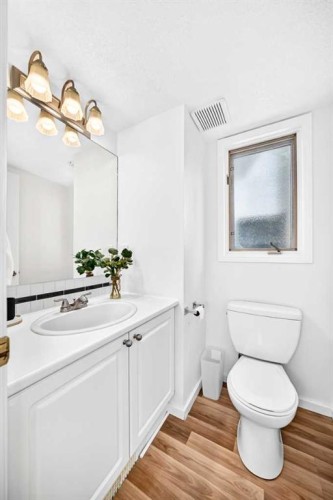 1811 24 Avenue Nw, Calgary, AB 