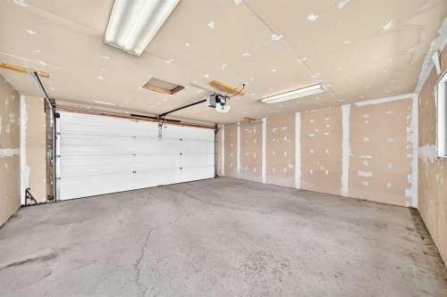 1811 24 Avenue Nw, Calgary, AB 