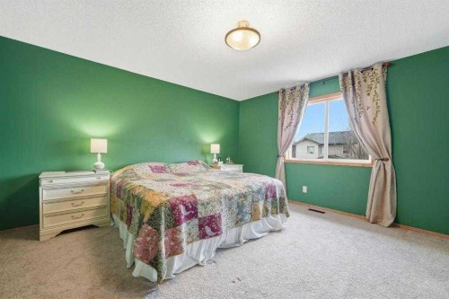 62 New Brighton Circle Se, Calgary, AB 