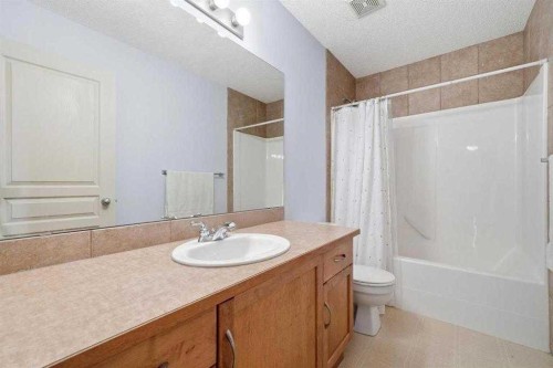 62 New Brighton Circle Se, Calgary, AB 