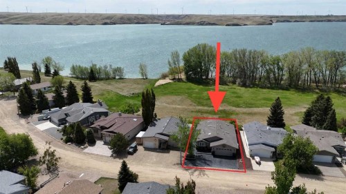 654 Lakeside Drive  Rural Vulcan County, AB T0B 2R0