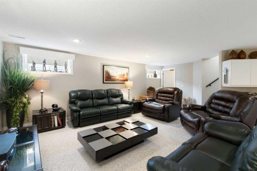 654 Lakeside Drive, Rural Vulcan County, AB - Indoor Photo Showing Living Room