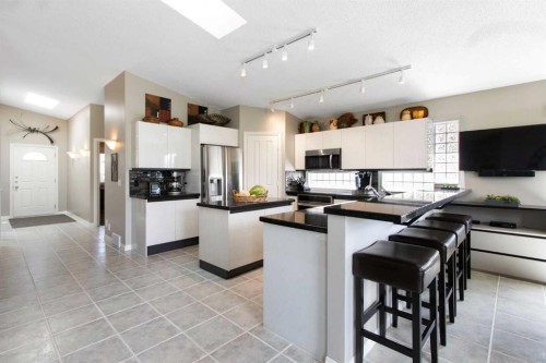 654 Lakeside Drive, Rural Vulcan County, AB - Indoor Photo Showing Kitchen With Double Sink
