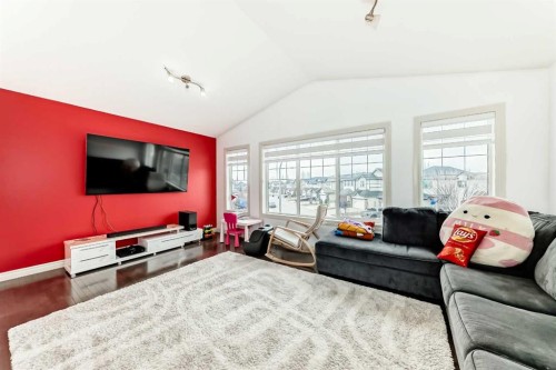 58 Bridleridge Green Sw, Calgary, AB - Indoor Photo Showing Living Room