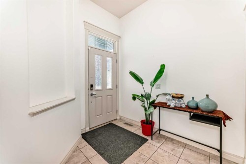 58 Bridleridge Green Sw, Calgary, AB - Indoor Photo Showing Other Room