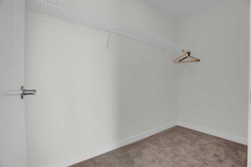 59 D'Arcy Boulevard, Okotoks, AB - Indoor With Storage
