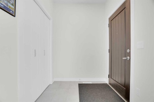 59 D'Arcy Boulevard, Okotoks, AB - Indoor Photo Showing Other Room