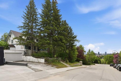 1316 15 Street Nw, Calgary, AB - Outdoor