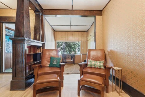 1316 15 Street Nw, Calgary, AB - Indoor