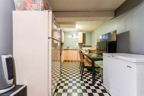 115 Maunsell Close Ne, Calgary, AB - Indoor
