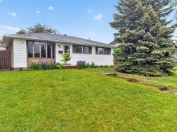 1203 34 Street SE Calgary, AB T2A 0Z7