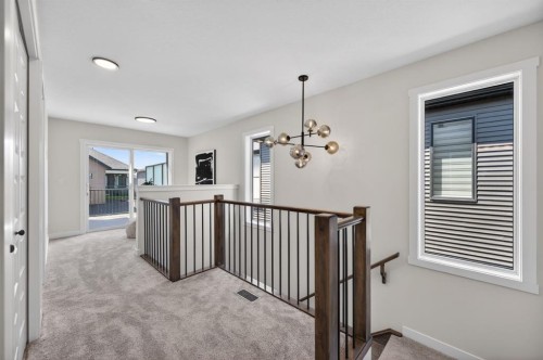 1059 Bayview Crescent, Airdrie, AB - Indoor Photo Showing Other Room