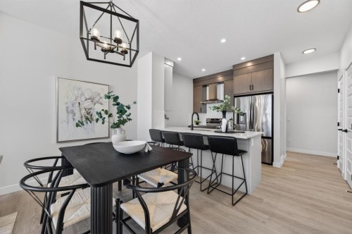 1059 Bayview Crescent, Airdrie, AB - Indoor