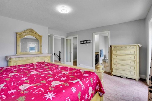265 Saddlelake Drive Ne, Calgary, AB - Indoor Photo Showing Bedroom