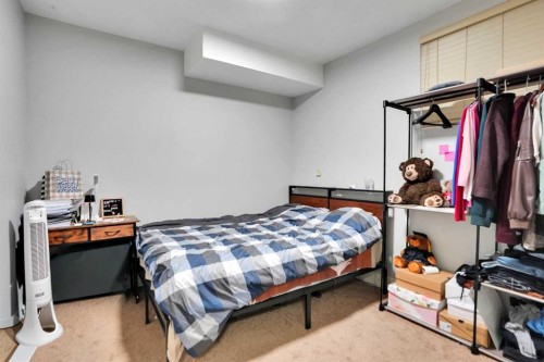 265 Saddlelake Drive Ne, Calgary, AB - Indoor Photo Showing Bedroom
