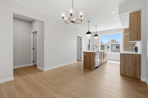 81 Wild Rose Way Se, Calgary, AB - Indoor Photo Showing Kitchen