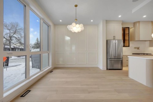 1634 21 Avenue Nw, Calgary, AB - Indoor Photo Showing Kitchen