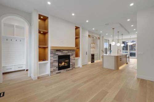 1634 21 Avenue Nw, Calgary, AB - Indoor With Fireplace