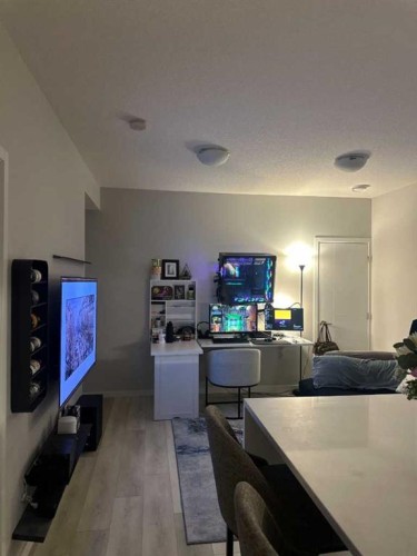 1107 Copperfield Boulevard Se, Calgary, AB - Indoor