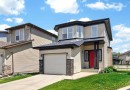 194 Everoak Gardens Sw, Calgary, AB  - Outdoor With Facade 