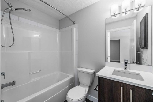 205-12 Sage Hill Terrace Nw, Calgary, AB - Indoor Photo Showing Bathroom