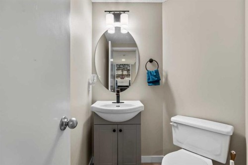 65 Prestwick Heights Se, Calgary, AB - Indoor Photo Showing Bathroom