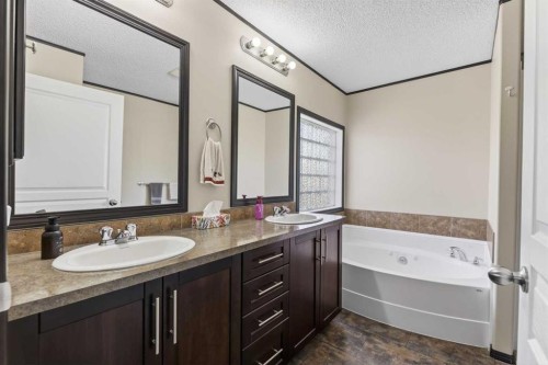 33006 Range Road 290, Rural Mountain View County, AB 