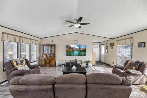 33006 Range Road 290, Rural Mountain View County, AB 