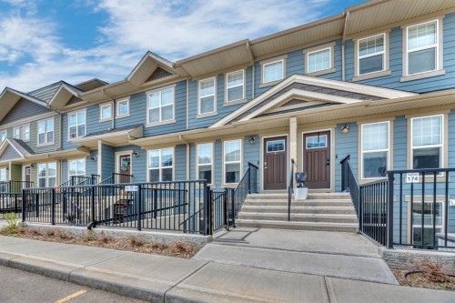 314 Cranbrook Square Se, Calgary, AB - Outdoor With Facade