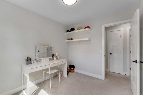 272 West Chestermere Drive, Chestermere, AB - Indoor Photo Showing Other Room
