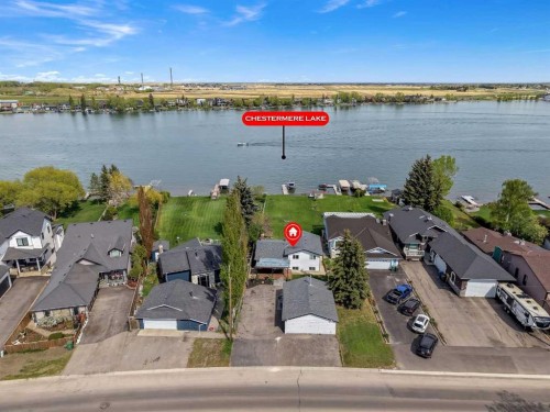 272 West Chestermere Drive  Chestermere, AB T1X 1B2