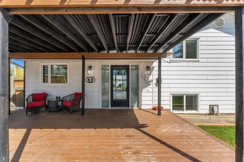 272 West Chestermere Drive, Chestermere, AB - Outdoor With Exterior