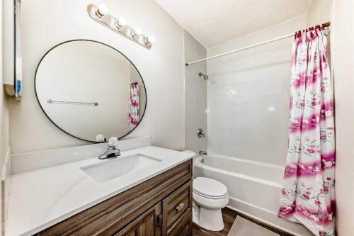 2918 Doverville Crescent Se, Calgary, AB - Indoor With Storage
