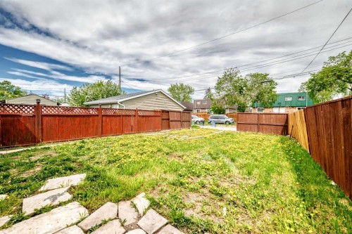 2918 Doverville Crescent Se, Calgary, AB - Outdoor