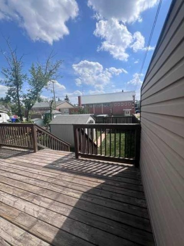 A-4813 49 Street West, Olds, AB - Outdoor