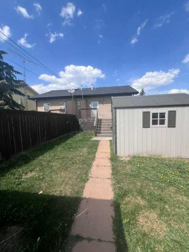 A-4813 49 Street West, Olds, AB - Outdoor
