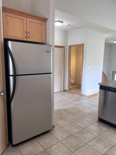 A-4813 49 Street West, Olds, AB - Indoor Photo Showing Kitchen