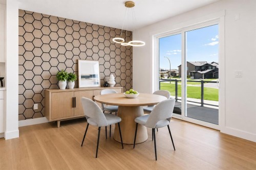 65 Lakes Estates Circle, Strathmore, AB - Indoor Photo Showing Dining Room