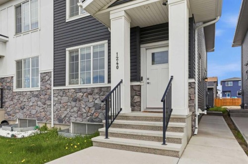 1240 Cornerstone Way Ne, Calgary, AB - Outdoor