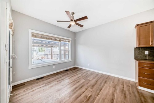 32 Copperleaf Way Se, Calgary, AB - Indoor Photo Showing Other Room