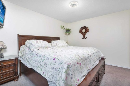 63 Elder Street, Red Deer, AB - Indoor Photo Showing Bedroom