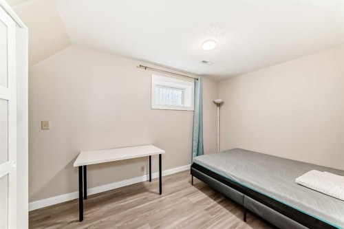2311 Westmount Road Nw, Calgary, AB - Indoor