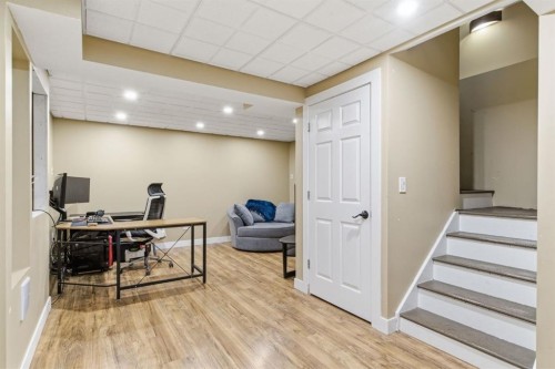 90 Coventry Lane Ne, Calgary, AB - Indoor